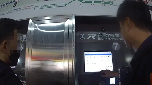 加拿大觀光客ATM領錢卡關 桃園暖警伸援手解圍