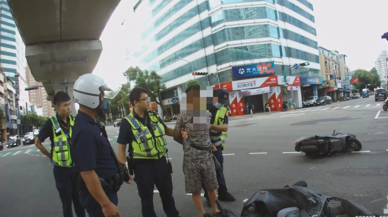 阮男被警方查獲。民眾提供