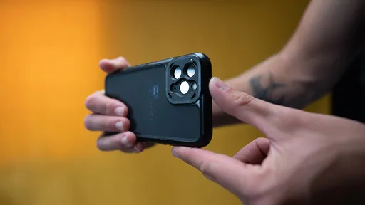 15歲少年「街頭活春宮」嘿咻29歲女 男女攝影師被逮認了拍A片