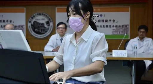 美國醫搖頭的難搞腫瘤!台大名醫陳晉興靠「元宇宙」化解手癱危機