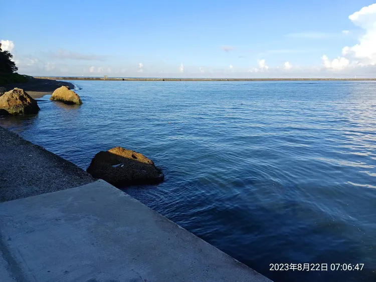 旗津海岸線巡視結果未發現油污。翻攝畫面