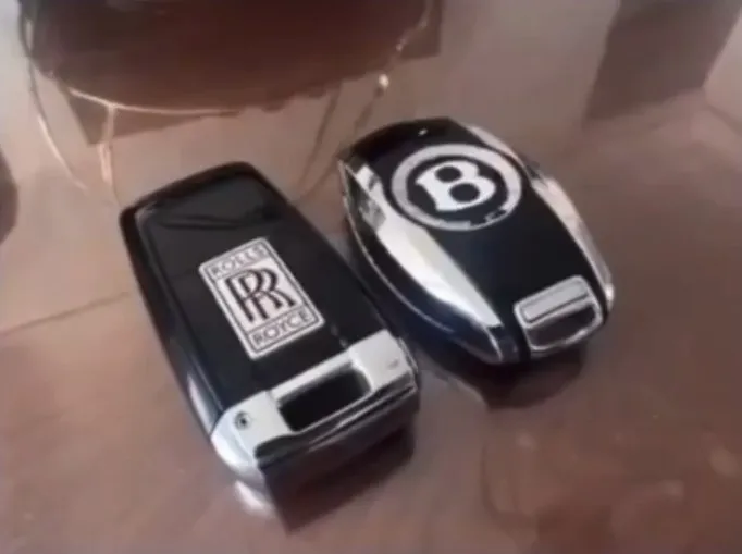 多少男人夢寐以求Rolls勞斯萊斯 Benz賓士。IG@543_neptune 提供