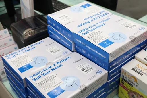 新冠防疫再鬆綁！護理之家及長照機構取消定期快篩　9月1日上路