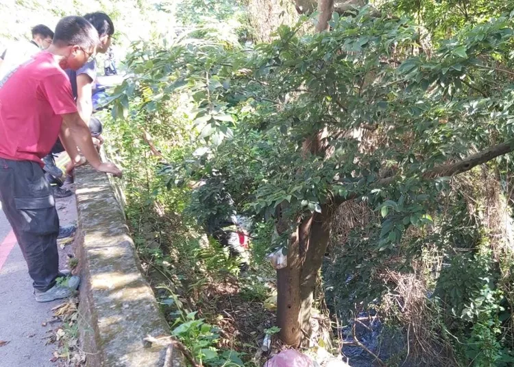 警消到場救援。竹東警方提供