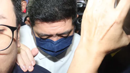 NONO現身引眾怒！男子衝現場大吼「人渣」　他反應曝光