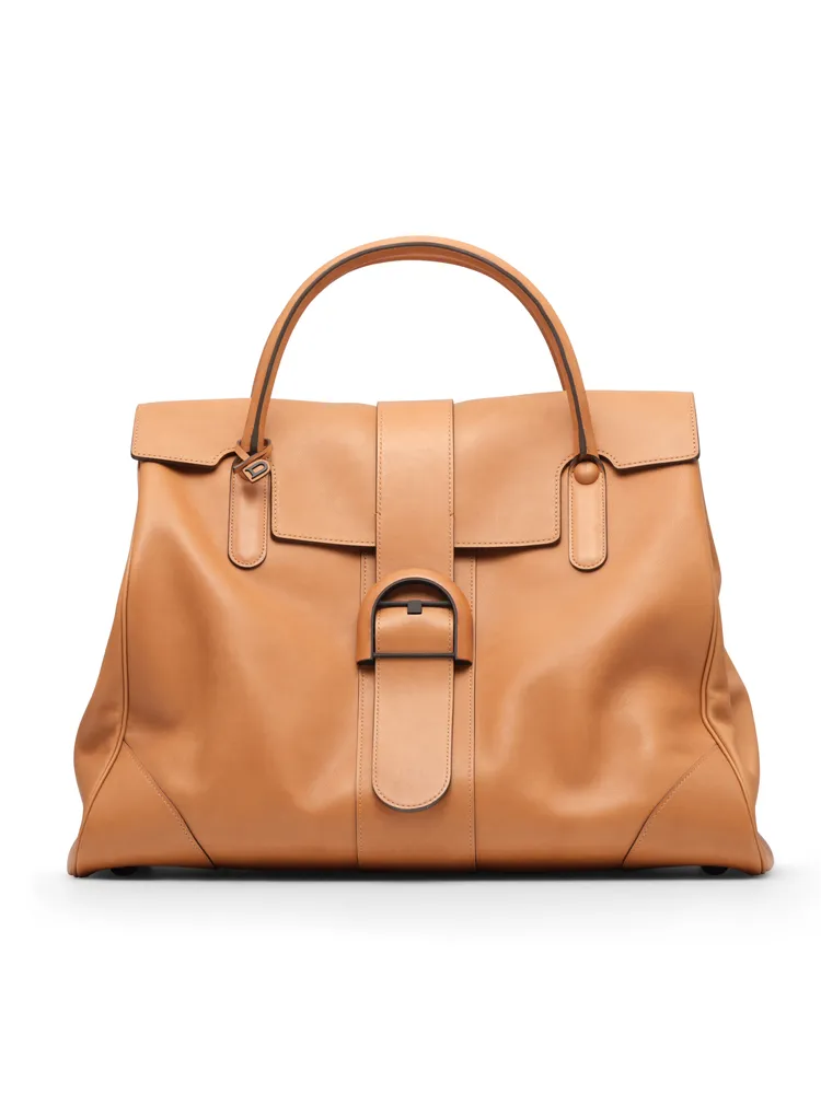 L’XXL茶色。品牌提供