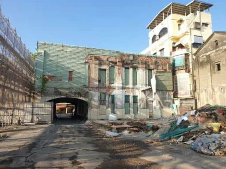 鼓山魚市場改造前狀況。翻攝趙建銘臉書