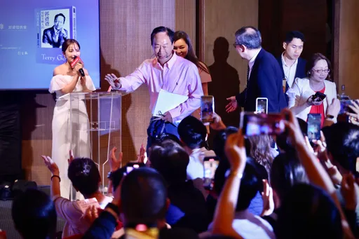 郭台銘說了！將會面麻生太郎　談謝典林不支持獨立參選這樣回應