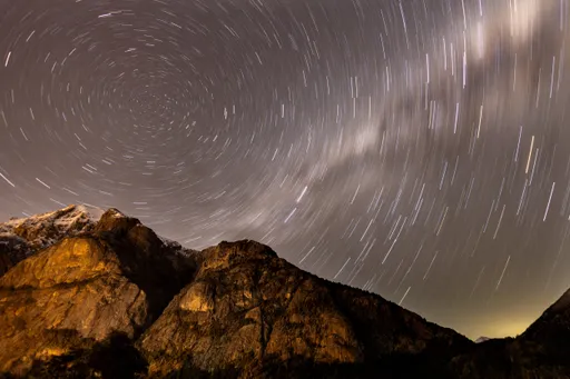图多|全球追星!各国拍到英仙座流星雨美照