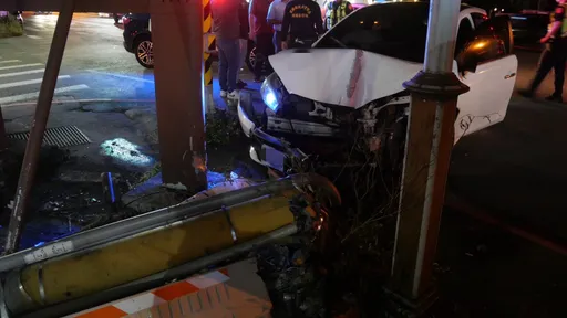 宜蘭金六結深夜傳槍響 轎車停路中拒撿衝撞!酒駕男遭逮還要賠錢