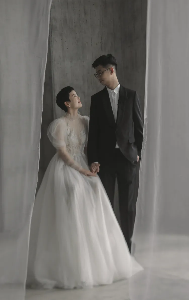 苗華川（右）與阮鳳儀也是事業上的好夥伴。苗華川與阮鳳儀提供