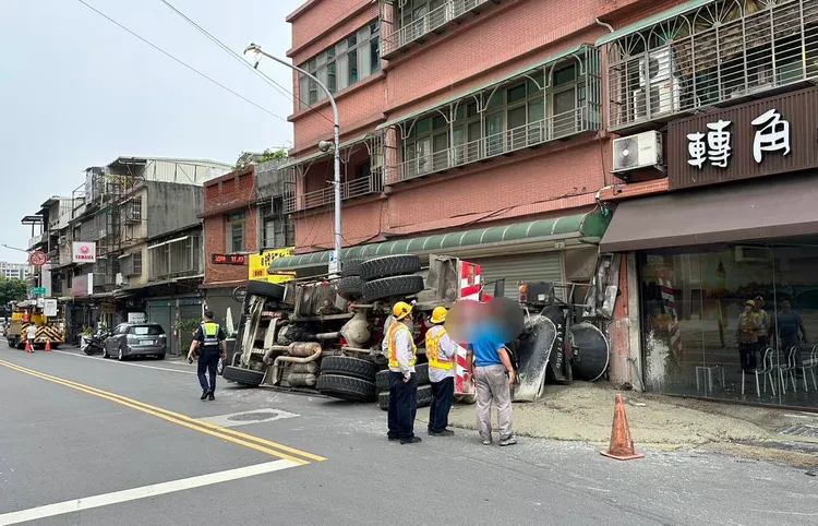 車禍現場。八德警分局提供
