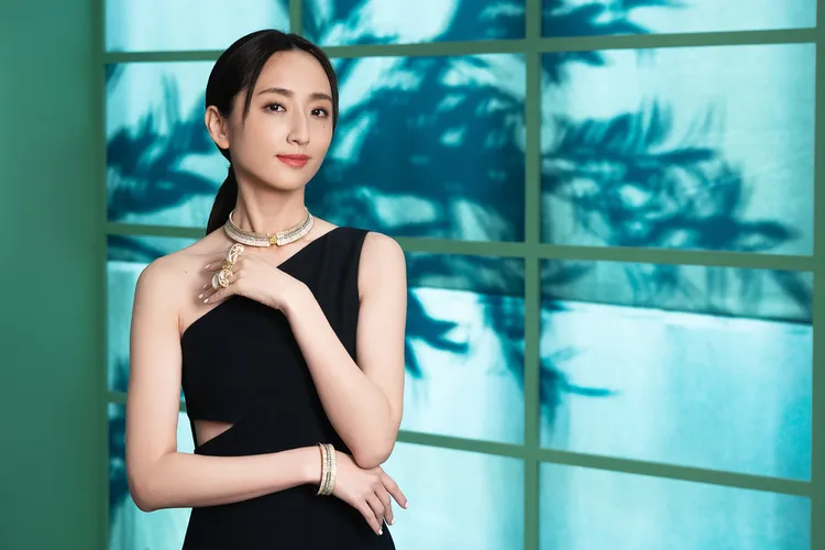 柯佳嬿演繹夏季系列珠寶。品牌提供
