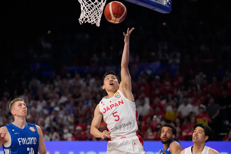 河村勇輝狂飆25分。  美聯社