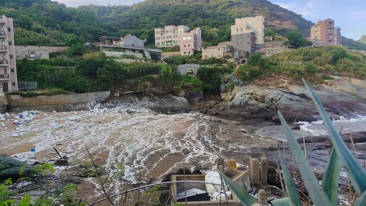 馬祖驚見「颱風雪」！翻攝臉書「馬祖有個周小馬 追淚人」