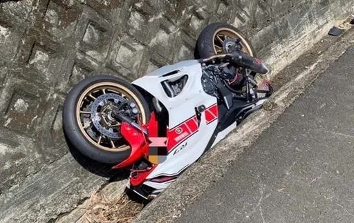 魂斷台3線！大型重機過彎自摔　23歲騎士陳屍水溝