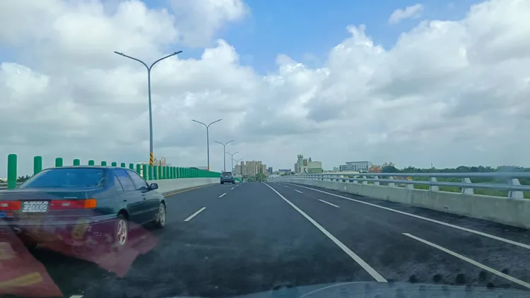 急水溪橋7日正式啟用通車。王志弘攝