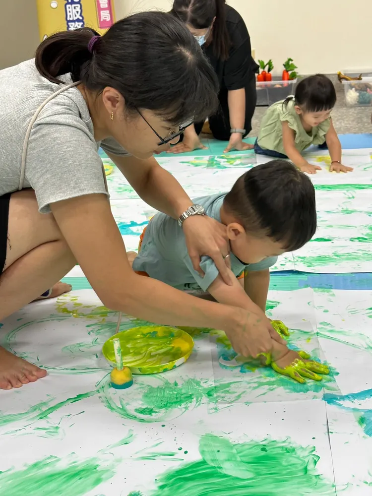 親子共同參與，關係升溫。社會局提供