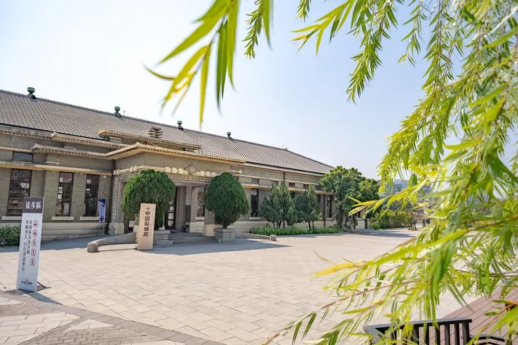 本屆女性縣市長聯盟由上一屆的七縣市擴大為九縣市，將在帝國製糖廠登場。市府提供