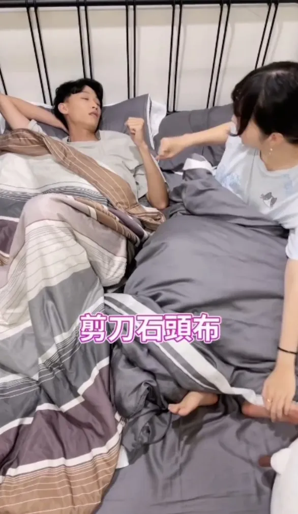 不想做家事時就互相猜拳，願賭服輸還能增加小樂趣。IG@afra_0629 提供