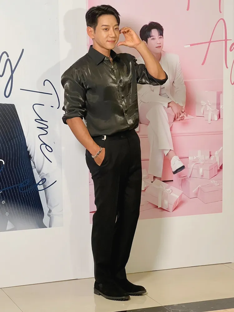 黃致列虧粉絲不希望他練太壯，看到他穿無袖又會尖叫。陳薇安攝