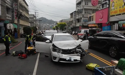 恐怖情人持刀削掉女友鼻子 再潑汽油想燒死她!車禍致犯行曝光