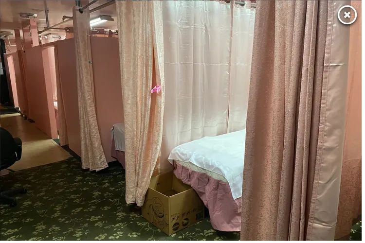 出租屋被隔成妓院砲房。《紐約郵報》