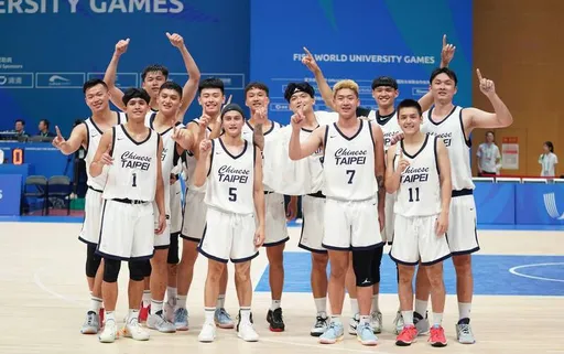 男籃在自己家裡輸中華隊 中國網友崩潰了「省隊都輸?」