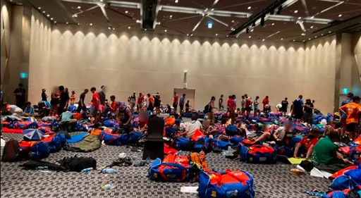 說好的露營呢?英國童軍波折多 250人睡旅館宴會廳