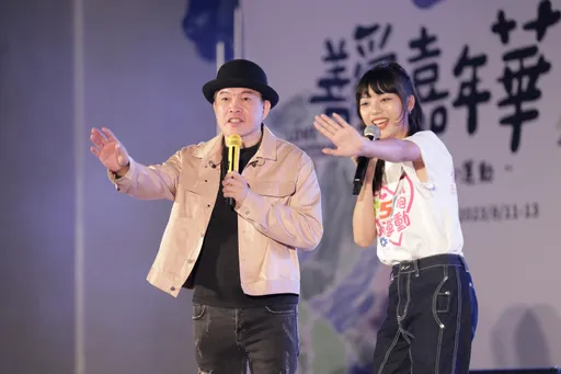 情人節才剛過!康康曝跟老婆分隔兩地 安慰爆哭4歲女兒:爸爸盡量活到80歲