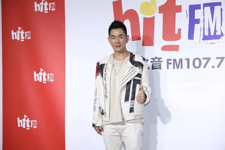 任賢齊出席電台通告宣傳新輯。娛樂中心攝