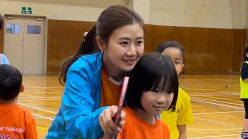 福原愛現身！神情憔悴二度鞠躬　勉強擠出3句話