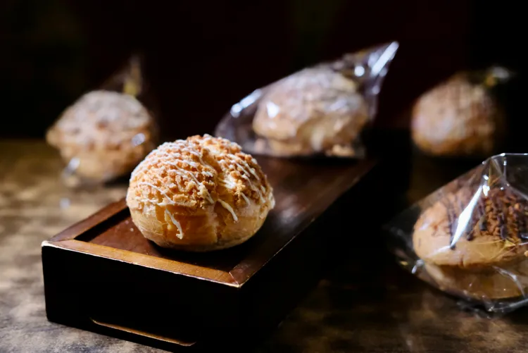 歐蜜斯烘焙坊的巧克力、卡士達和牛奶口味Q餅。主辦單位提供