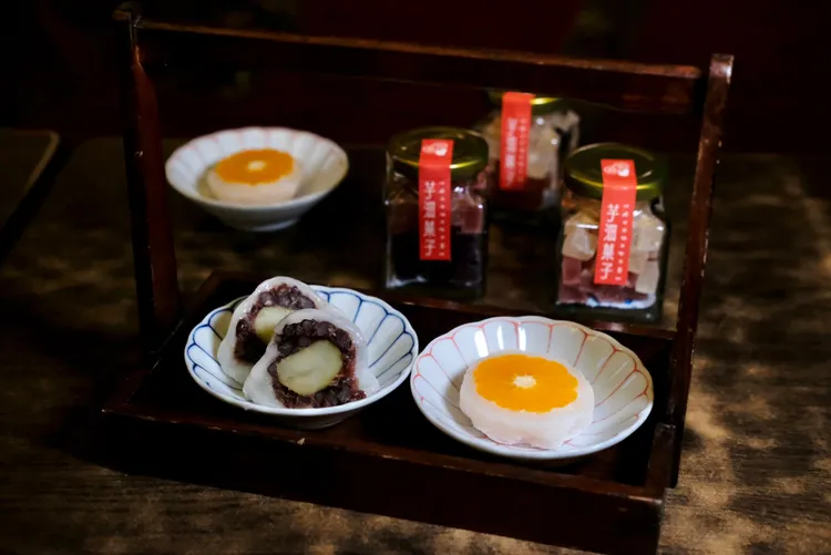 芋沺菓子的紅豆栗子大幅和橘大福、琥珀糖。主辦單位提供