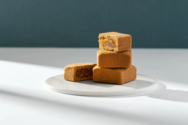 咖啡鳳梨酥耗費半年時間調整配方。奎士咖啡提供