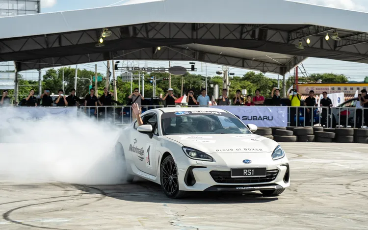 Russ Swift駕駛BRZ帶來Doughnuts甩尾繞圈，現場氣氛在熱血的燒胎味和煙霧中再創一波高潮。業者提供