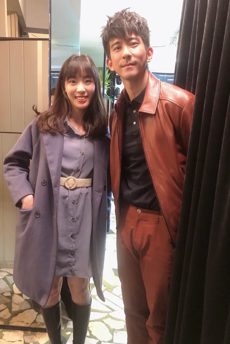 黃書伶與修杰楷合影。保大提供