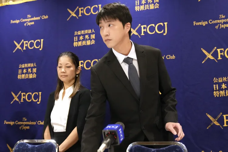 江宏傑飛到東京召開記者會。美聯社
