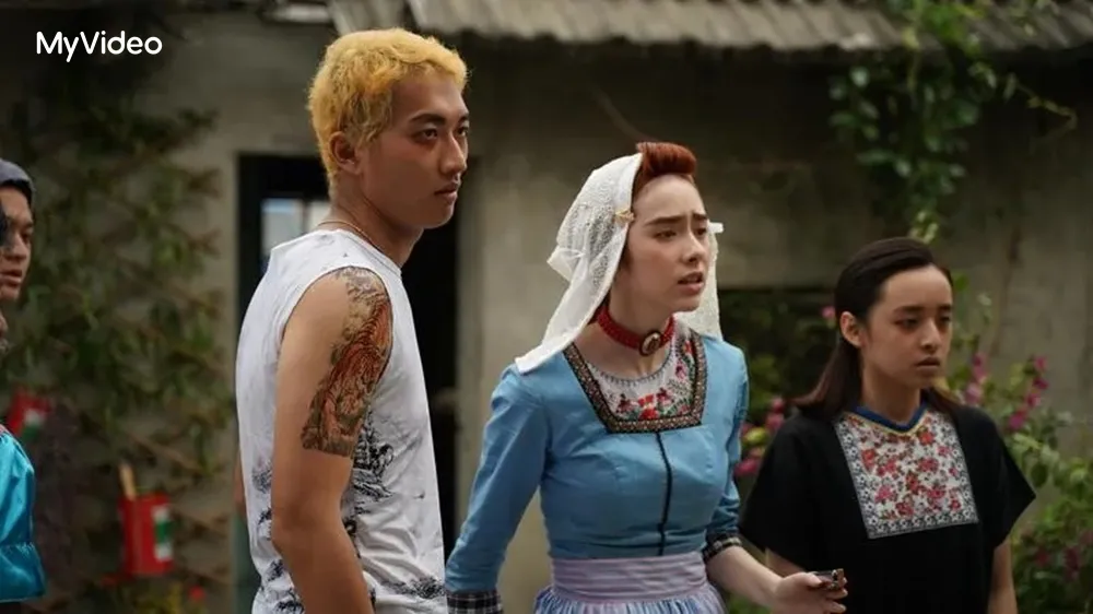 林澤凱(左)曝想演「最美荷蘭女鬼」范麗絲(左二)。MyVideo提供