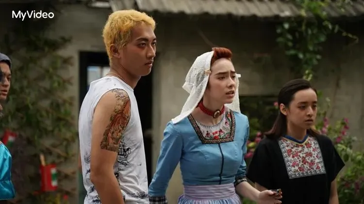 林澤凱（左）曝想演「最美荷蘭女鬼」范麗絲（左二）。MyVideo提供