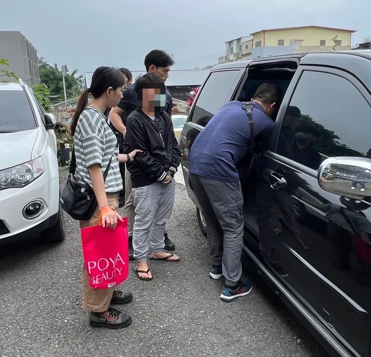 警方逮捕羅男到案。蘆竹警分局提供