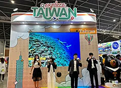 來自台灣的「炫音樂」在台灣館開幕式以A Cappella無伴奏人聲唱出台灣經典歌曲。中央社