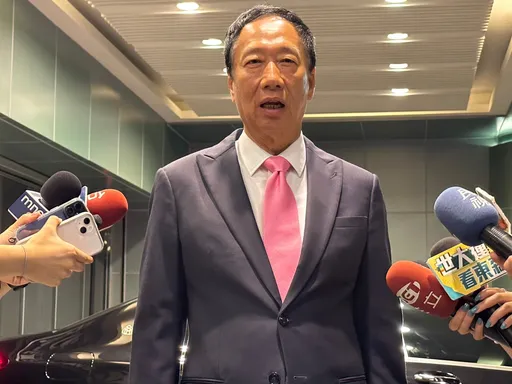 侯友宜競選影片搬關公喊話「重然諾」! 郭台銘返台這樣說