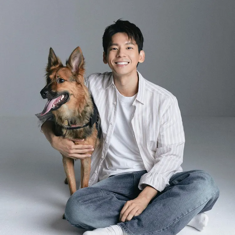 林柏宏與愛犬「水哥」。翻攝aquareadus2222 IG