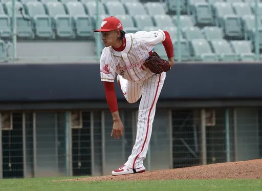 台灣速球王回來了!他因手肘韌帶置換關機1年多 今復出照飆156公里火球