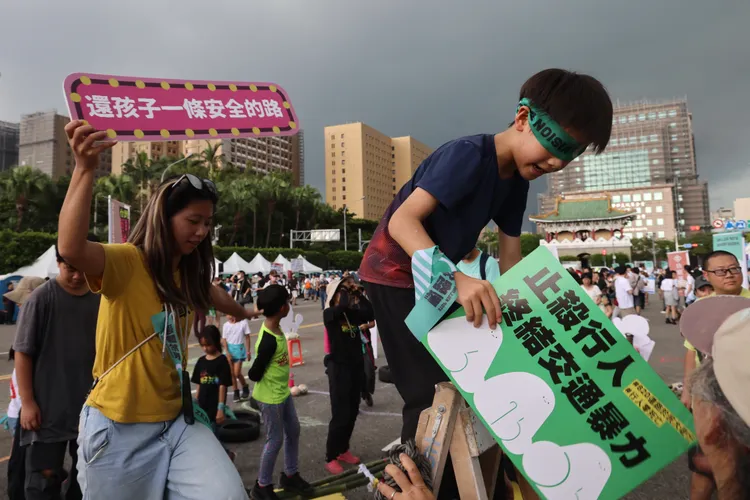 凱道「還路於民大遊行」活動。林林攝