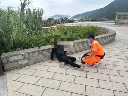 中國公務員「曹水兵」偷渡來台　蛙鏡+呼吸管游15公里上岸秒自首