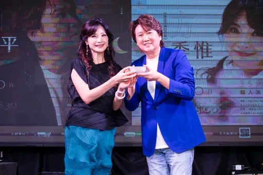 美聲天王驚吐兒子看他「眼神不屑」 找他當嘉賓竟被冷回「打死都不幹」