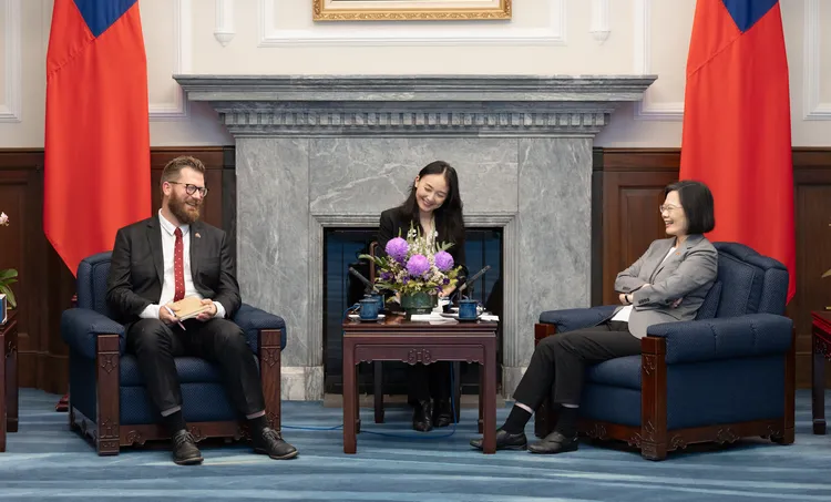 馬提亞稱台灣跟瑞典有很多共同點，降落在台北感覺像是回到家。總統府提供