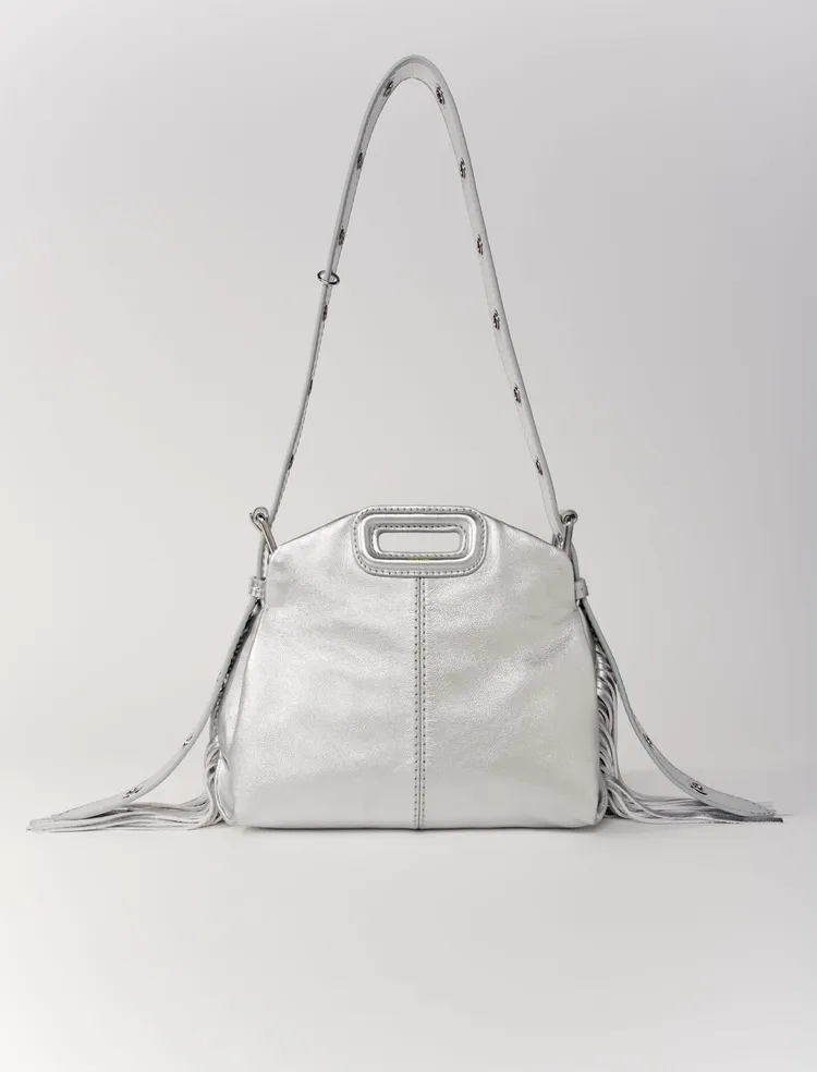 Maje Mini Miss M Bag（銀），1萬3390元。品牌提供